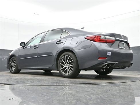 Used 2018 Lexus ES 350 350 image 38