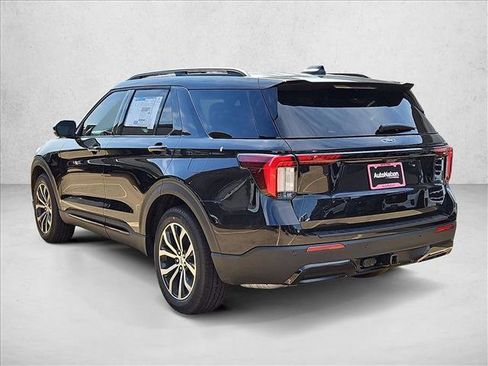 New 2026 Ford Explorer ST-Line w/ Premium Package image 9