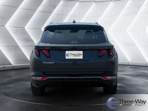 Used 2025 Hyundai Tucson SEL FWD image 4
