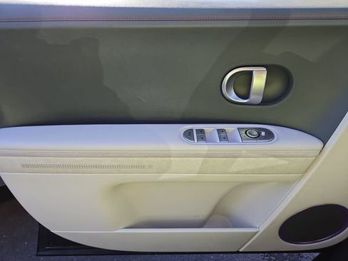 Used 2023 Hyundai Ioniq 5 SEL image 18