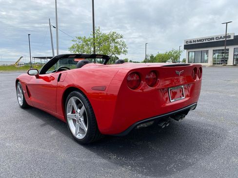 Used 2005 Chevrolet Corvette Convertible w/ Preferred Equipment Group RWD image 13