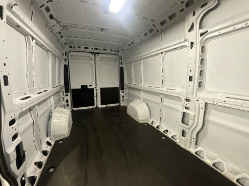 Used 2024 RAM ProMaster 3500 w/ Premium Convenience Group FWD image 15