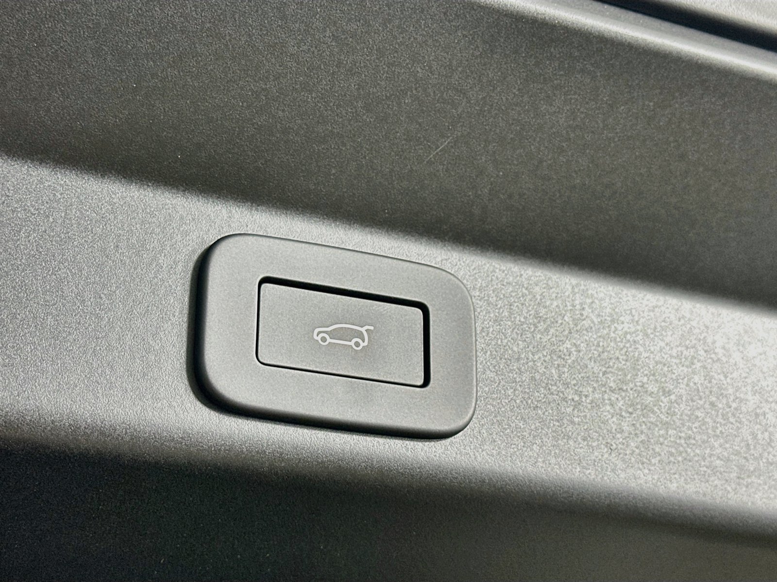 New 2027 Land Rover Range Rover Sport SE AWD/4WD image 42