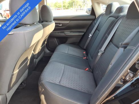 Used 2017 Nissan Altima 2.5 SV w/ Convenience Package FWD image 12