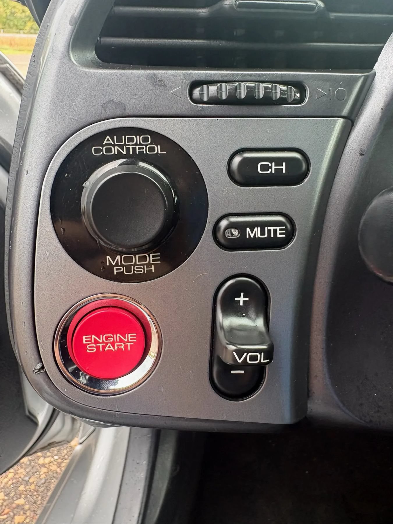 Used 2003 Honda S2000 image 19