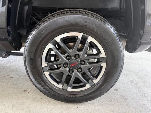 Used 2024 Toyota Tacoma TRD Sport RWD image 15