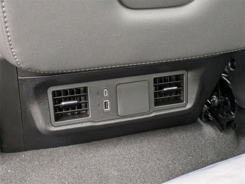 New 2025 Chevrolet Silverado 1500 Custom image 26