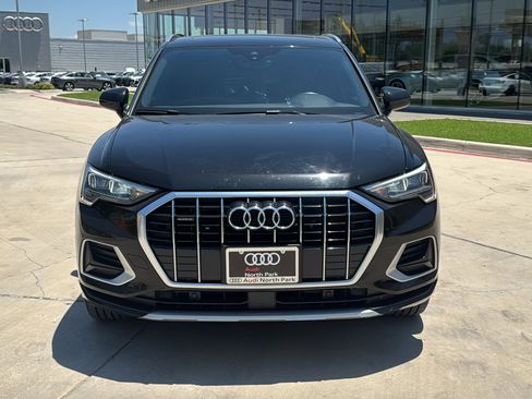 Used 2020 Audi Q3 2.0T Premium AWD/4WD image 2