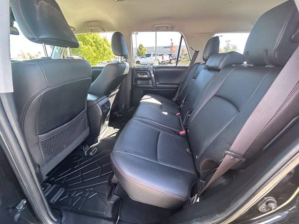 Used 2024 Toyota 4Runner TRD Off-Road Premium AWD/4WD image 27