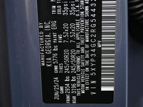 Used 2024 Kia Telluride EX w/ EX Captain's Chair Package image 29