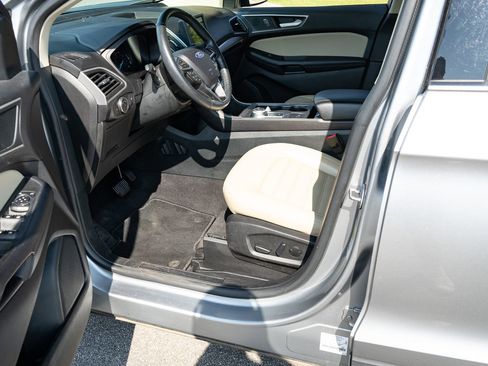 Used 2024 Ford Edge SEL AWD/4WD image 17