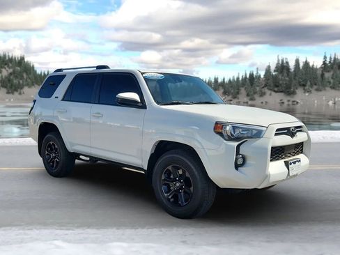 Used 2024 Toyota 4Runner SR5 image 7
