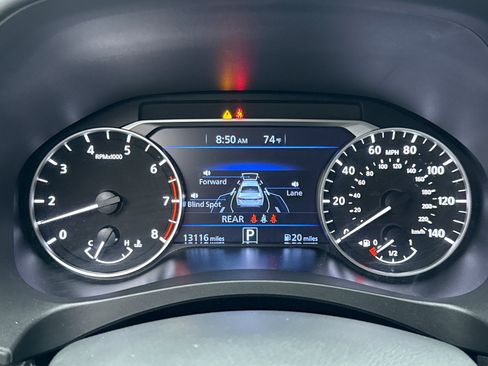 Used 2023 Nissan Altima 2.5 SR AWD/4WD image 10