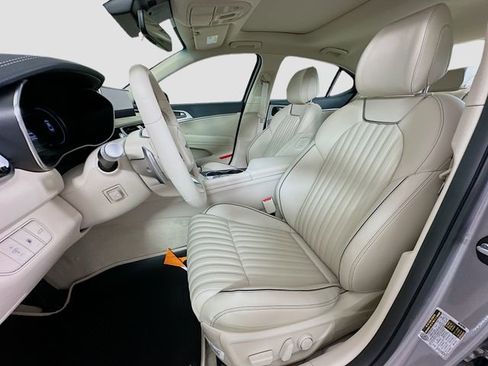 Certified 2026 Genesis G70 2.5T Prestige RWD image 16