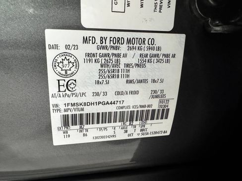 Used 2023 Ford Explorer XLT w/ Class IV Trailer Tow Package AWD/4WD image 41