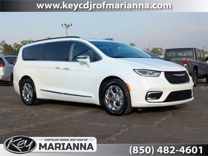 Used 2022 Chrysler Pacifica Limited