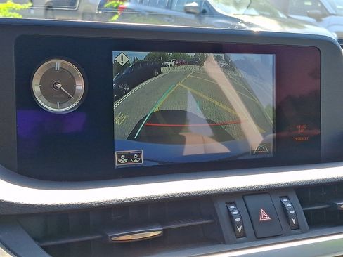 Certified 2021 Lexus ES 350 w/ Premium Package FWD image 18