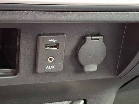 Used 2018 Nissan Titan S w/ S Utility Package AWD/4WD image 24