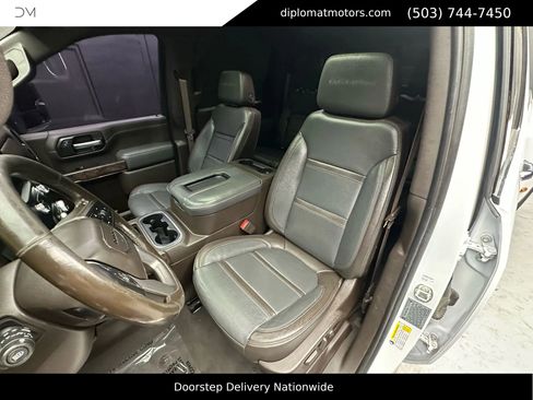 Used 2020 GMC Sierra 3500 Denali w/ Denali Ultimate Package image 19