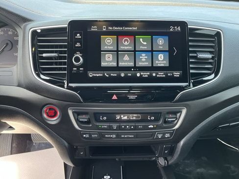 Used 2025 Honda Ridgeline TrailSport image 14