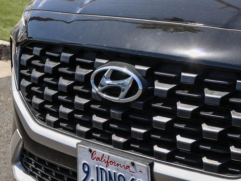Used 2023 Hyundai Santa Fe SEL w/ Cargo Package FWD image 3