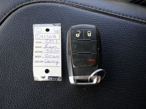 Used 2021 RAM 3500 Tradesman w/ Chrome Appearance Group image 29