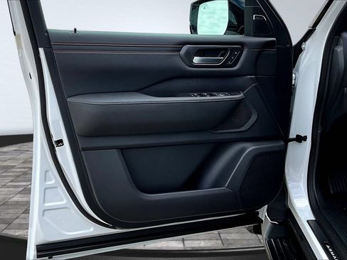 New 2026 Nissan Armada PRO-4X AWD/4WD image 27