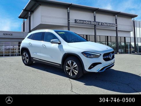 New 2026 Mercedes-Benz GLA 250 4MATIC image 1