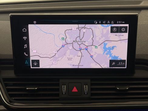 Certified 2023 Audi SQ5 Prestige AWD/4WD image 17