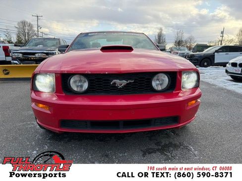 Used 2007 Ford Mustang GT image 3