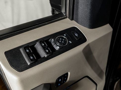 Used 2019 Ford F250 Limited w/ FX4 Off-Road Package AWD/4WD image 36