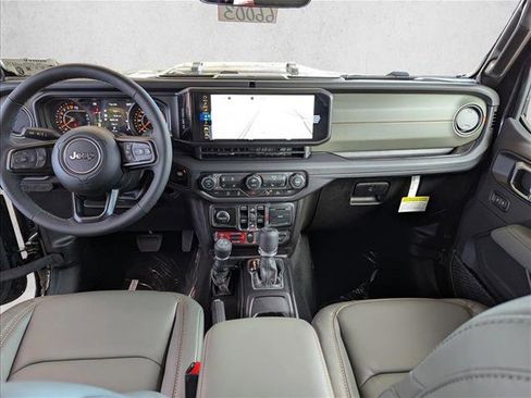 New 2026 Jeep Gladiator Mojave image 14