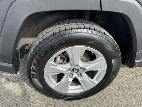 Used 2019 Toyota RAV4 XLE w/ Convenience Package image 39
