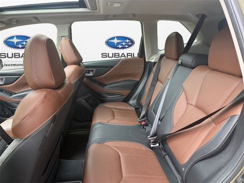 Used 2023 Subaru Forester Touring w/ Popular Package #2 image 10