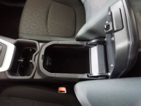 Used 2024 Toyota RAV4 XLE image 21