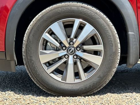 Used 2023 Nissan Pathfinder SL image 12