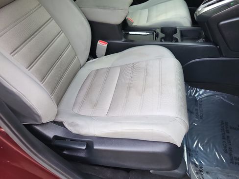 Certified 2017 Honda CR-V LX image 17