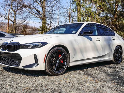 Used 2024 BMW 330i xDrive Sedan w/ M Sport Package image 3