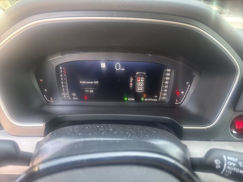 Used 2023 Honda Pilot Elite image 8