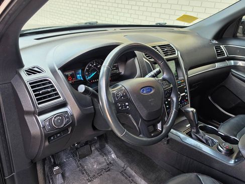 Used 2018 Ford Explorer Sport w/ Equipment Group 401A AWD/4WD image 10