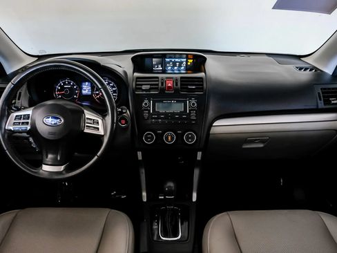 Used 2015 Subaru Forester 2.5i Touring AWD/4WD image 14