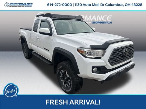 Used 2020 Toyota Tacoma TRD Sport image 1