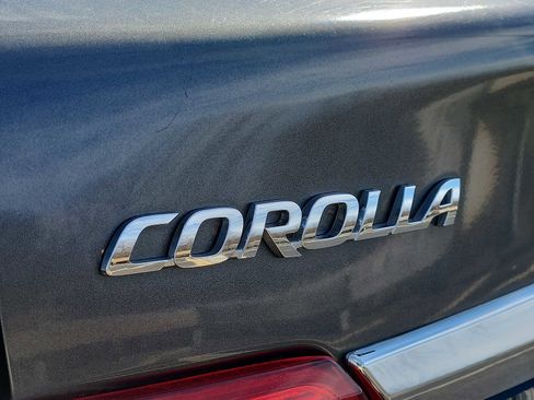 Used 2012 Toyota Corolla LE image 28