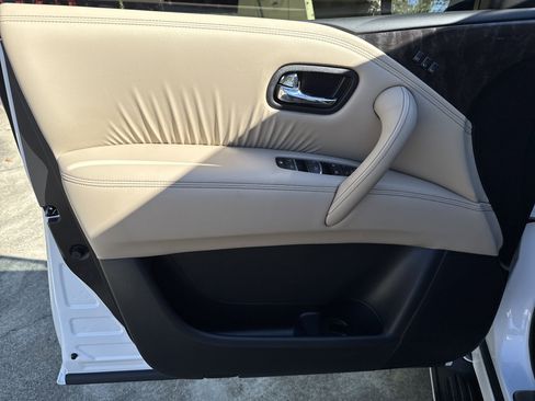 Used 2024 Nissan Armada Platinum w/ Cargo Package image 10