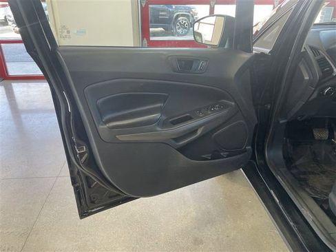 Used 2019 Ford EcoSport SES image 9