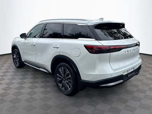 Certified 2026 INFINITI QX60 Luxe w/ Cargo Package FWD image 8