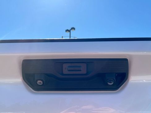 Used 2022 Chevrolet Silverado 2500 High Country AWD/4WD image 39