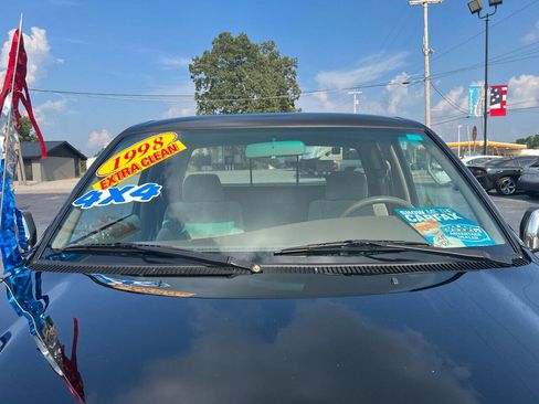 Used 1998 Toyota T100 SR5 image 13