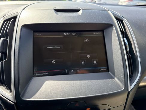 Used 2015 Ford Edge SEL w/ Equipment Group 201A AWD/4WD image 9