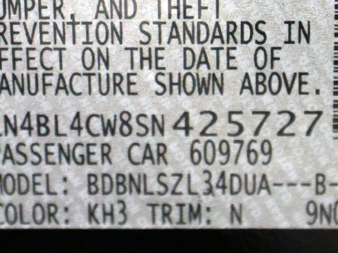 Used 2025 Nissan Altima 2.5 SR AWD/4WD image 41